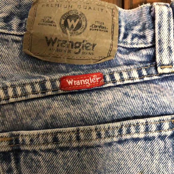 vintage wrangler distressed high rise shorts 30 - Picture 5 of 6